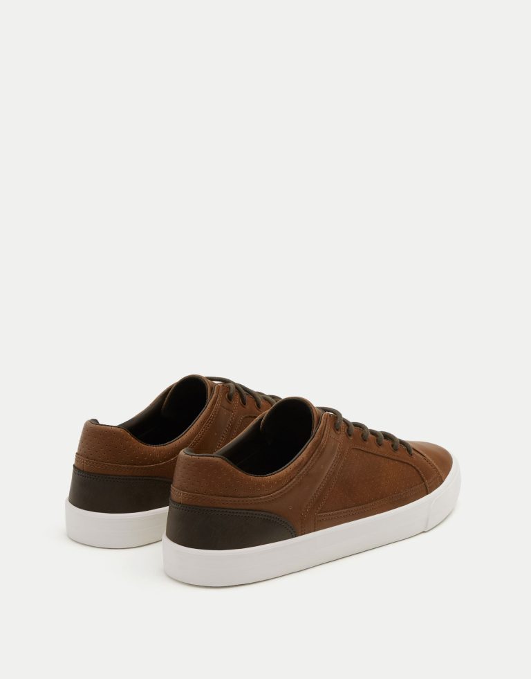 Sneakers with beige stripes - Image 2